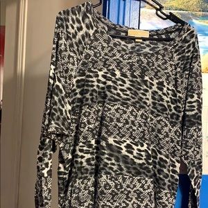 Cheetah print long sleeve top